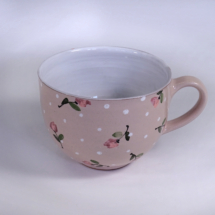 Tasse – bauchig, altrosa, weiss, mit roten Blumen, ca. 400 ml 